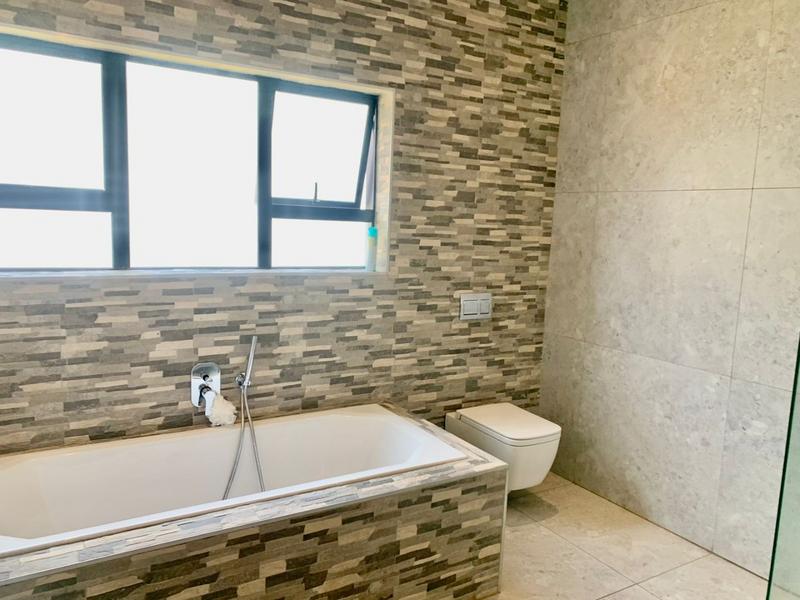 To Let 5 Bedroom Property for Rent in Heron Banks Golf Estate Free State